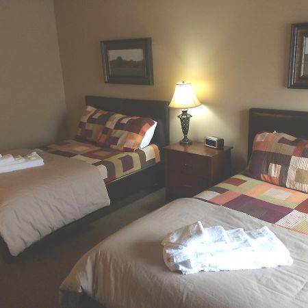 Butternut Inn And Pancakehouse Killington Bagian luar foto