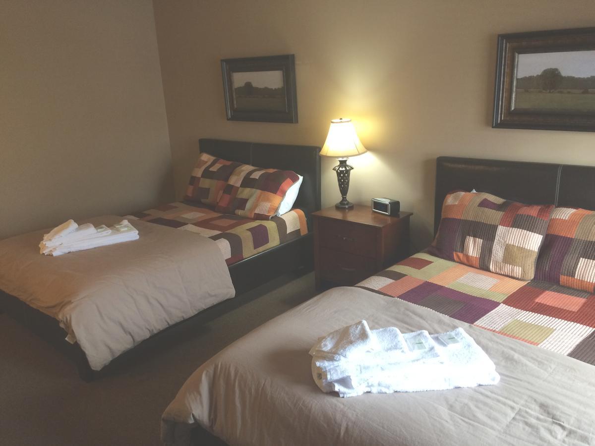 Butternut Inn And Pancakehouse Killington Bagian luar foto