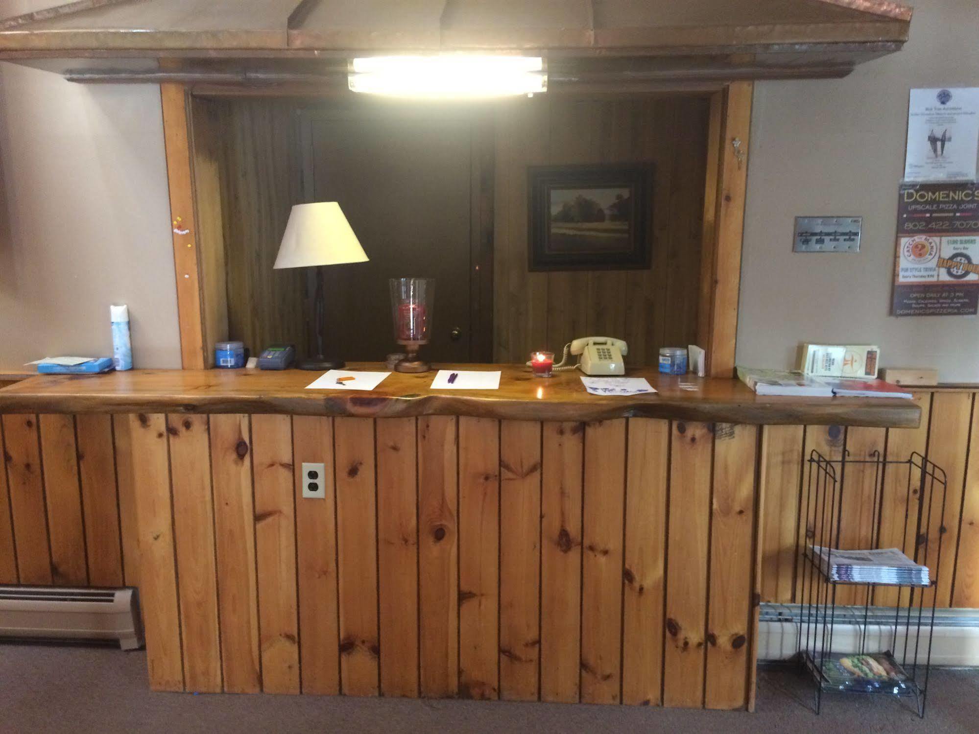Butternut Inn And Pancakehouse Killington Bagian luar foto