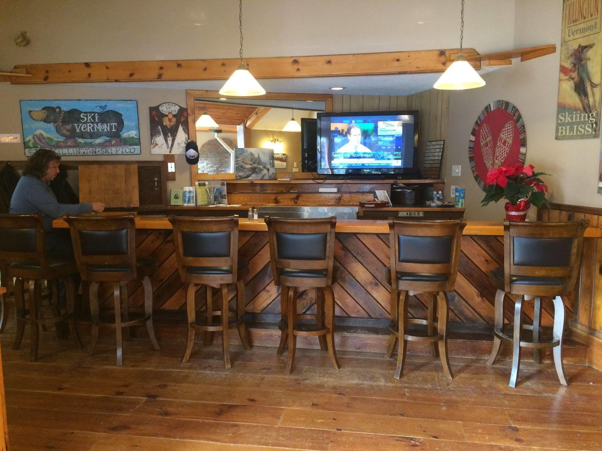 Butternut Inn And Pancakehouse Killington Bagian luar foto