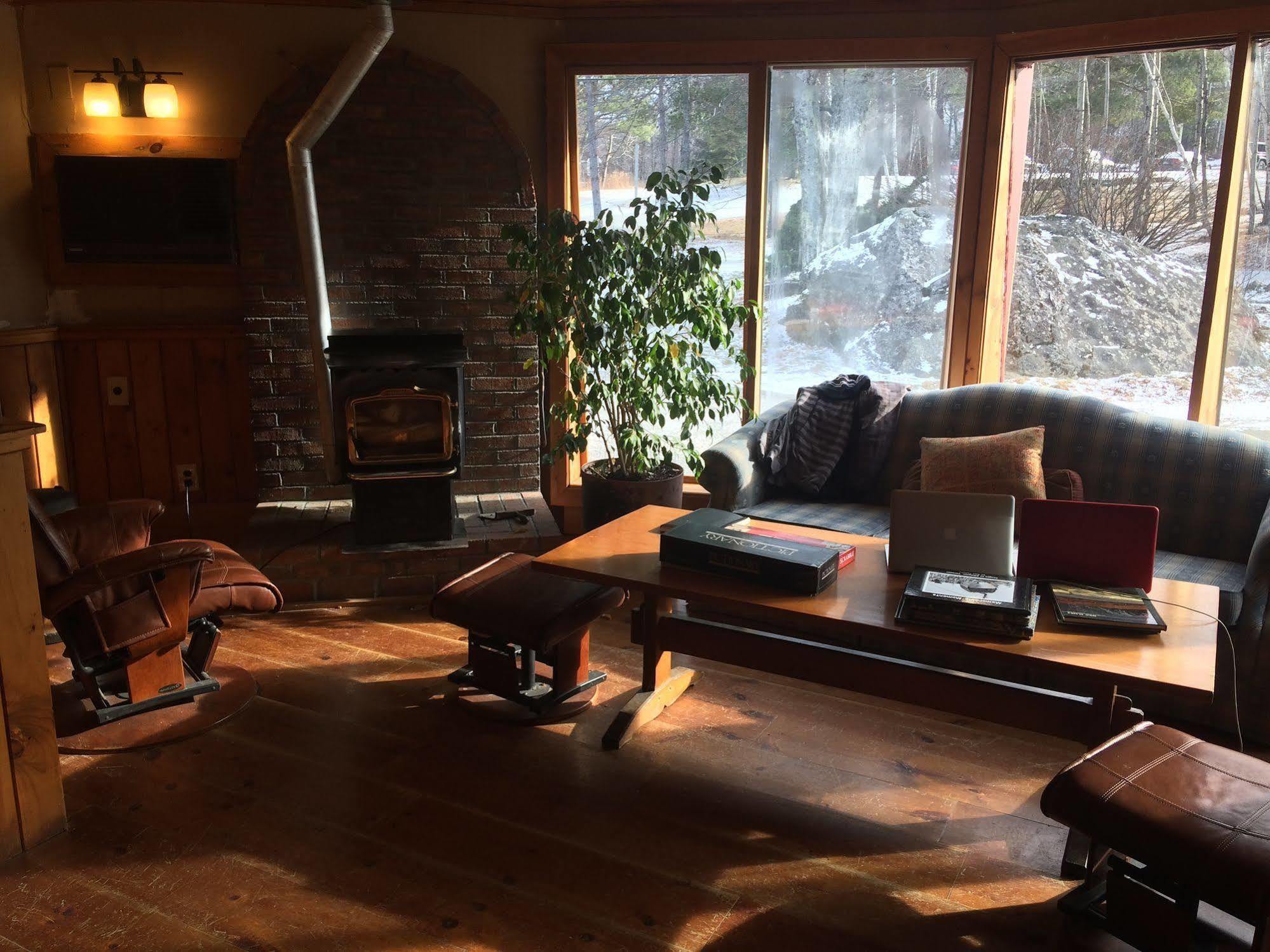 Butternut Inn And Pancakehouse Killington Bagian luar foto